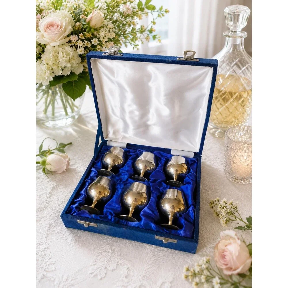 Unbranded charming vintage